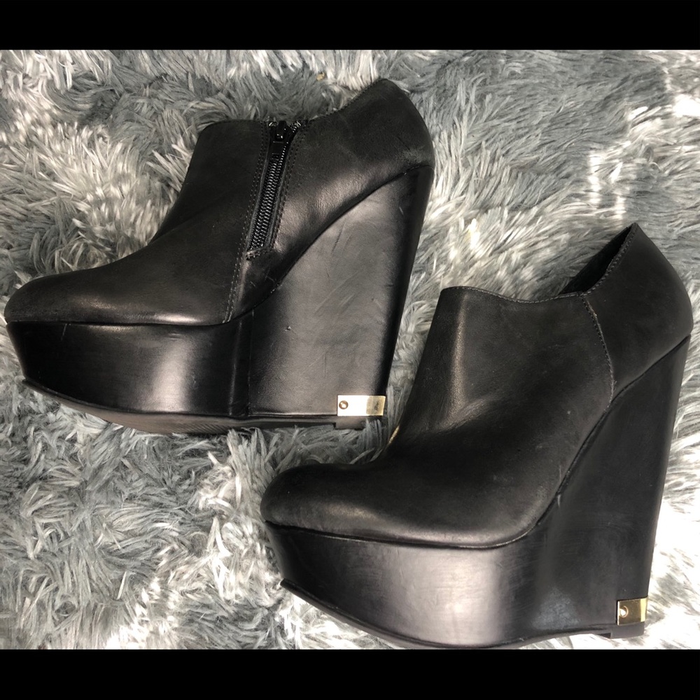 Steve Madden Leather Wedge Booties w/ Gold Accent